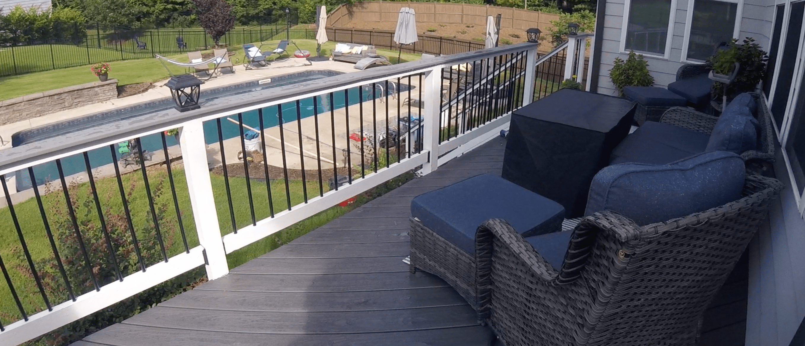 Beautiful custom deck with furniture
